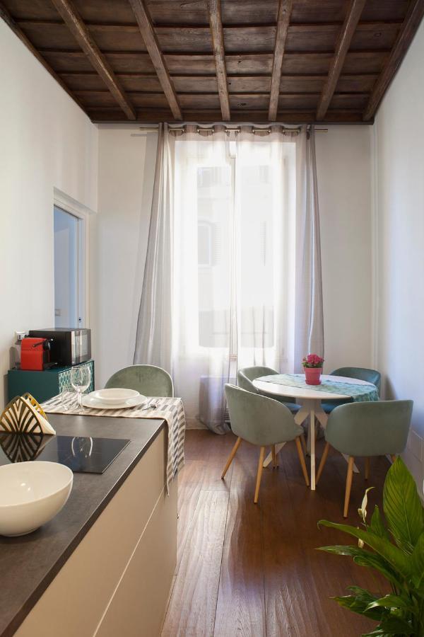 Palazzetto De Lante Appartamento Parione Rome Exterior photo
